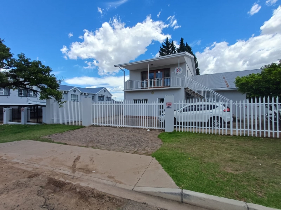 To Let commercial Property for Rent in Queenstown Central Eastern Cape